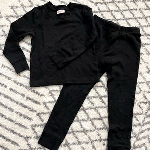 —SOLD—4T Black Thermal Set Leggings & Top
